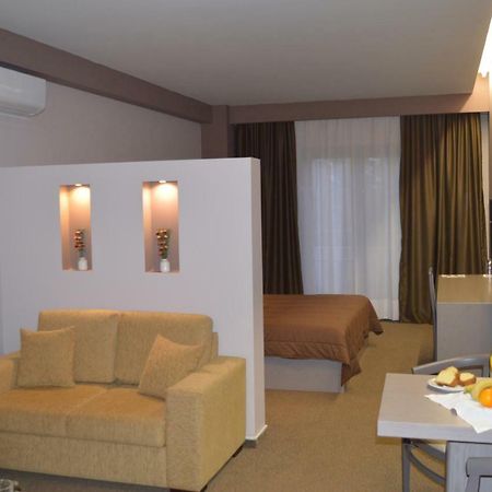 Achillio Hotel Komotini Esterno foto
