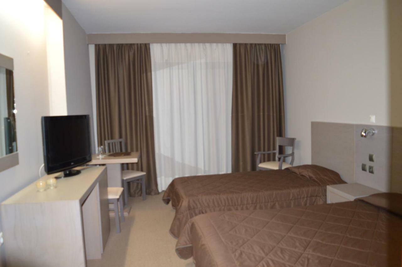 Achillio Hotel Komotini Esterno foto